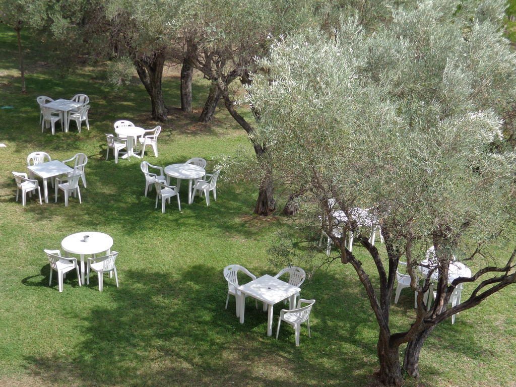 Le Domaine Des Oliviers Saint-Cyr-sur-Mer Exterior foto
